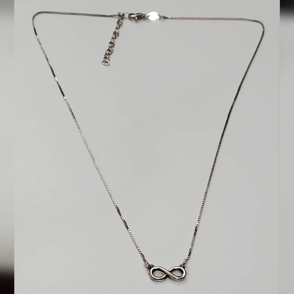 Vtg. Sterling Silver Infinity Necklace by Duadema Italy - Picture 7 of 8